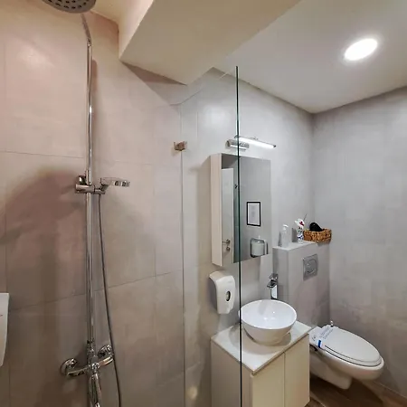 Foxxy Luxury 4*