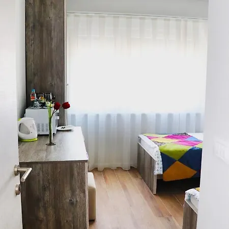 Foxxy Luxury Skopje